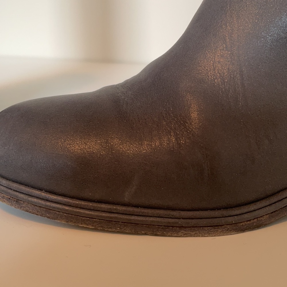 🧚‍♀️🧚‍♀️🧚‍♀️Chanel Authentic dark/medium grey leather boots. - Picture 11 of 12